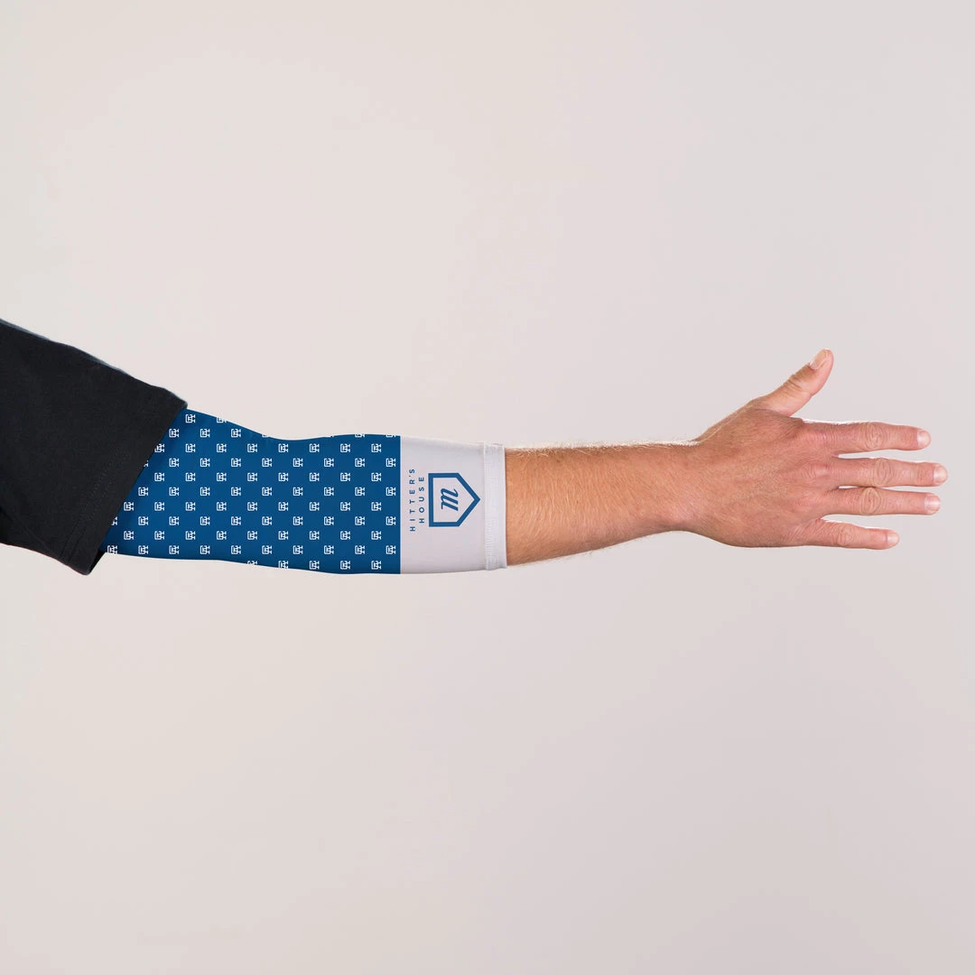 T6 Sleeves - CA Dogs Blue 3 T6 Sleeves - CA Dogs Blue